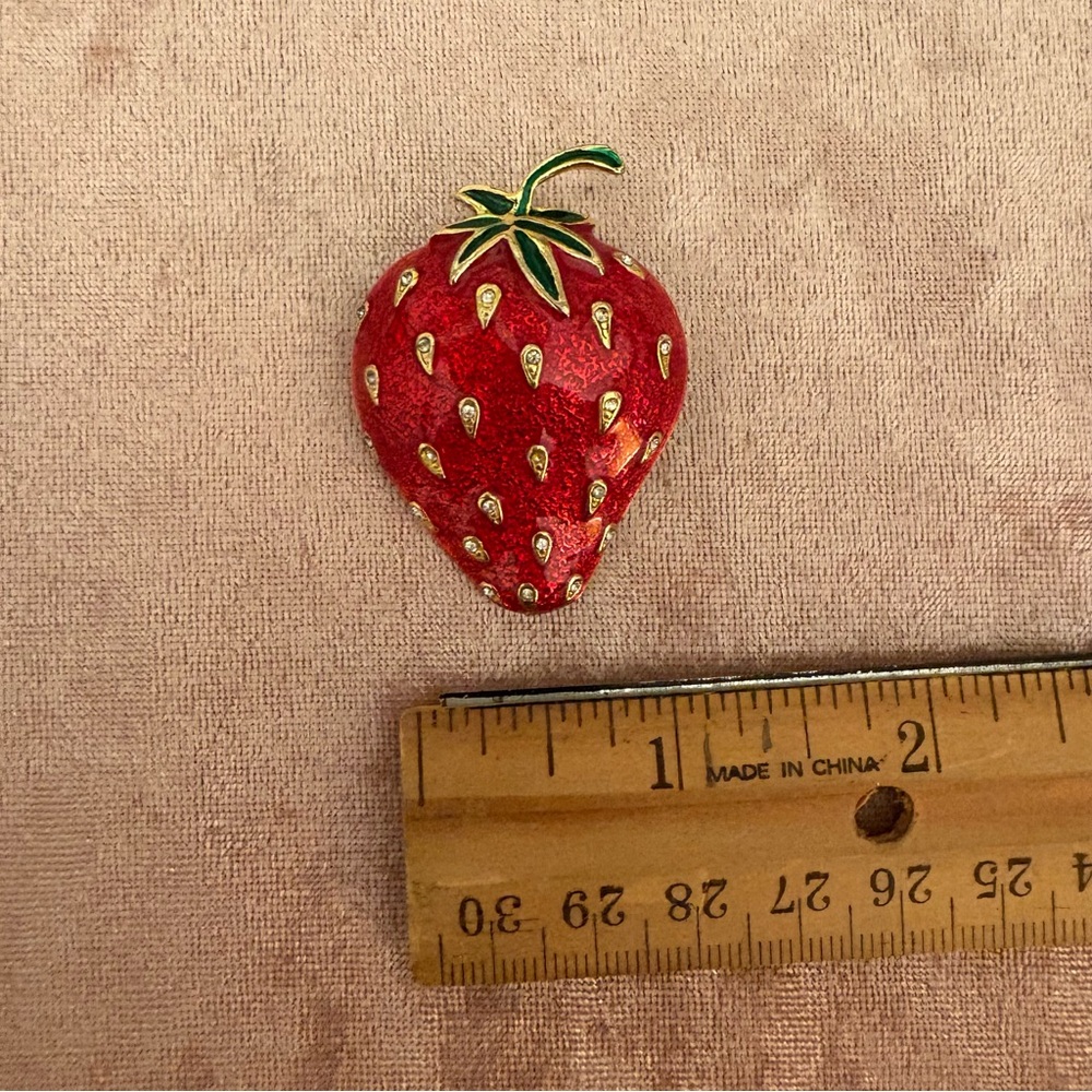 Enamel Strawberry Brooch with Gold Accents - Picture 3 of 4